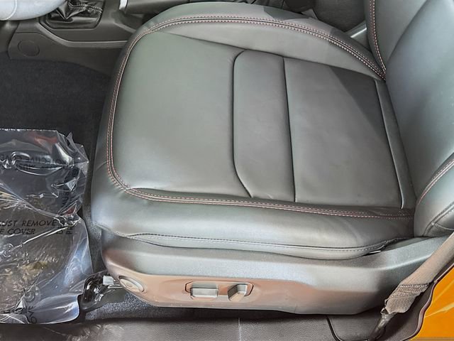 Used 2025 Jeep Wrangler Unlimited Rubicon w/ Steel Bumper Group image 18