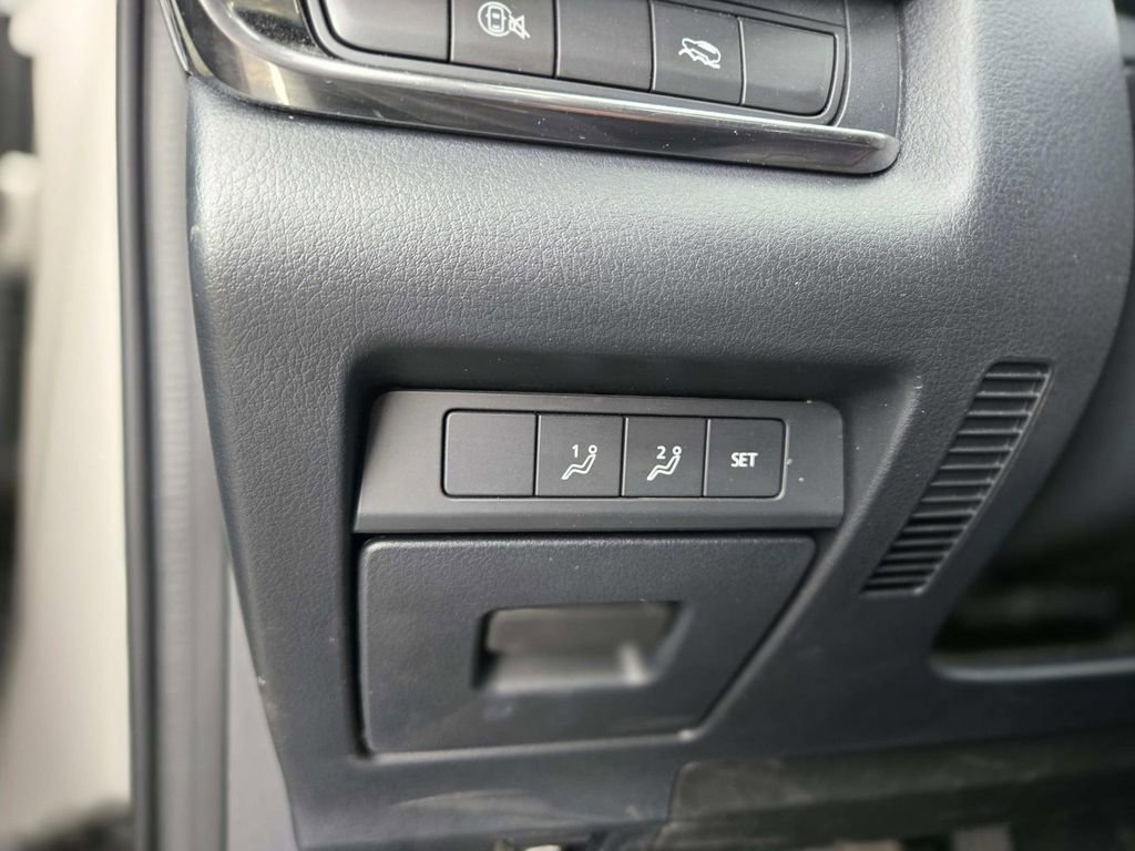 Used 2025 MAZDA CX-30 AWD 2.5 S w/ Preferred Package image 31