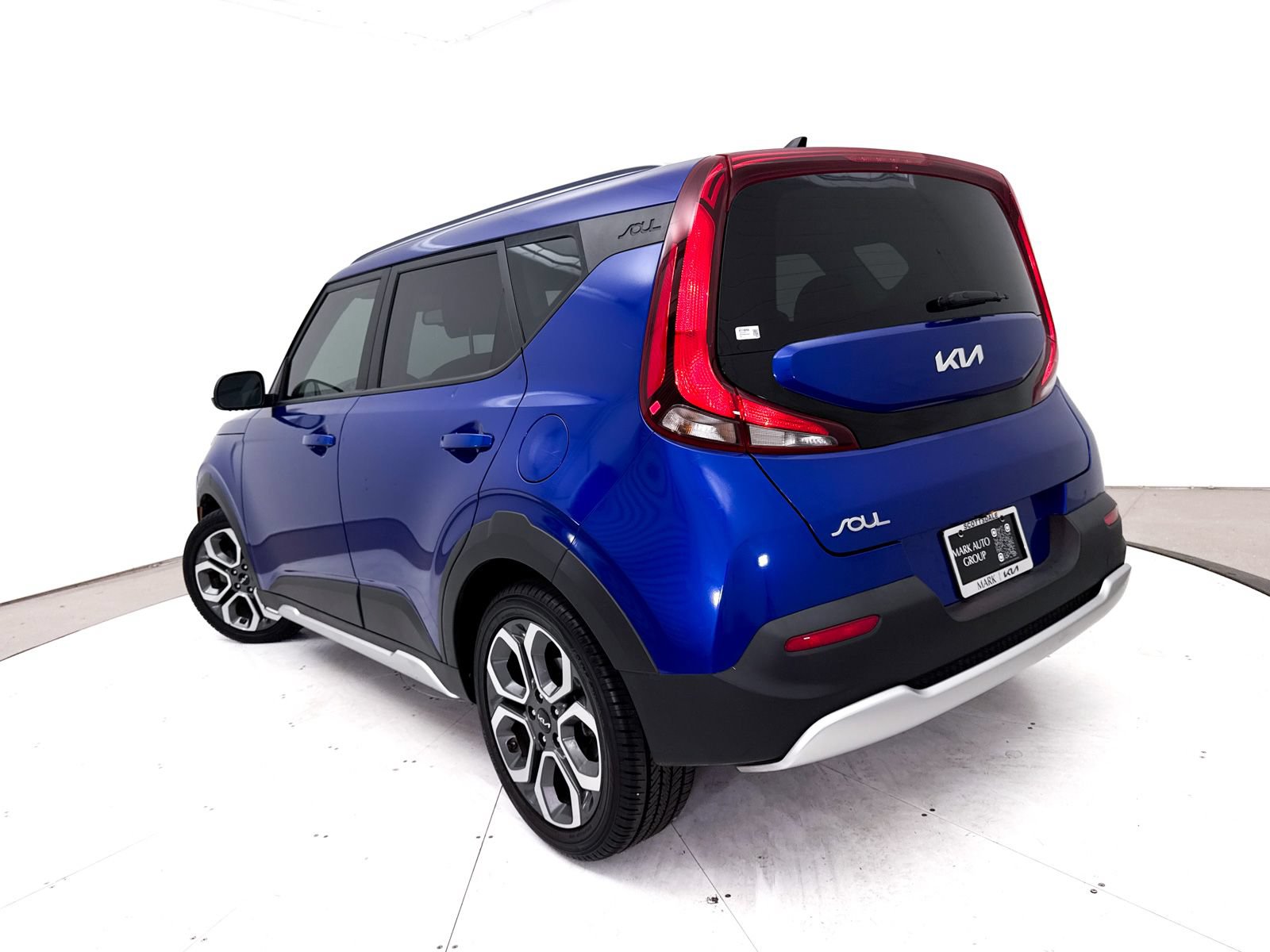 Certified 2022 Kia Soul X-Line FWD image 2