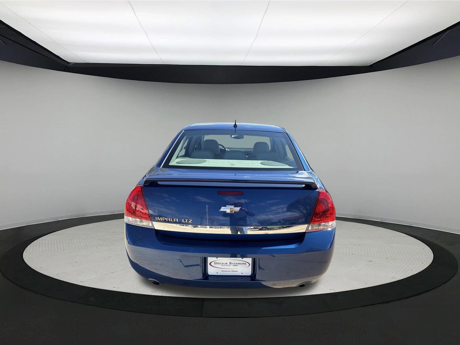 Used 2006 Chevrolet Impala LTZ FWD image 6