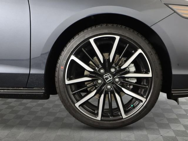 New 2025 Honda Accord Touring image 9