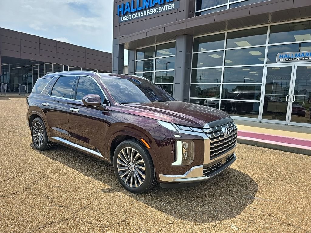 Used 2024 Hyundai Palisade Calligraphy FWD image 1
