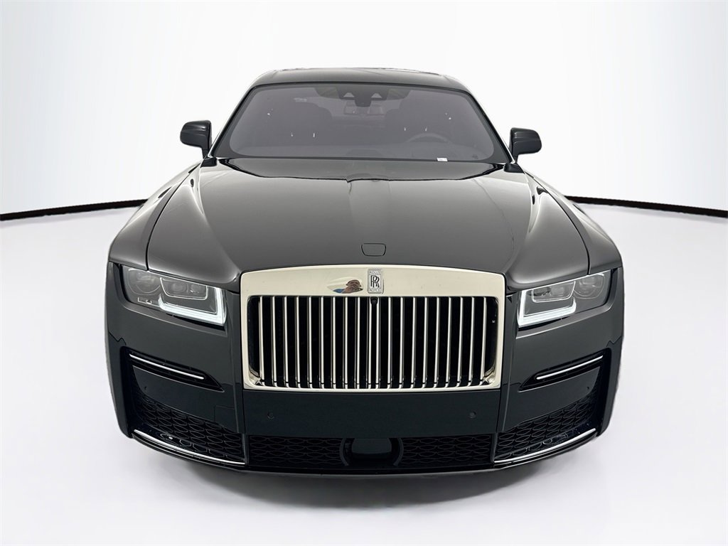 Used 2022 Rolls-Royce Ghost image 2