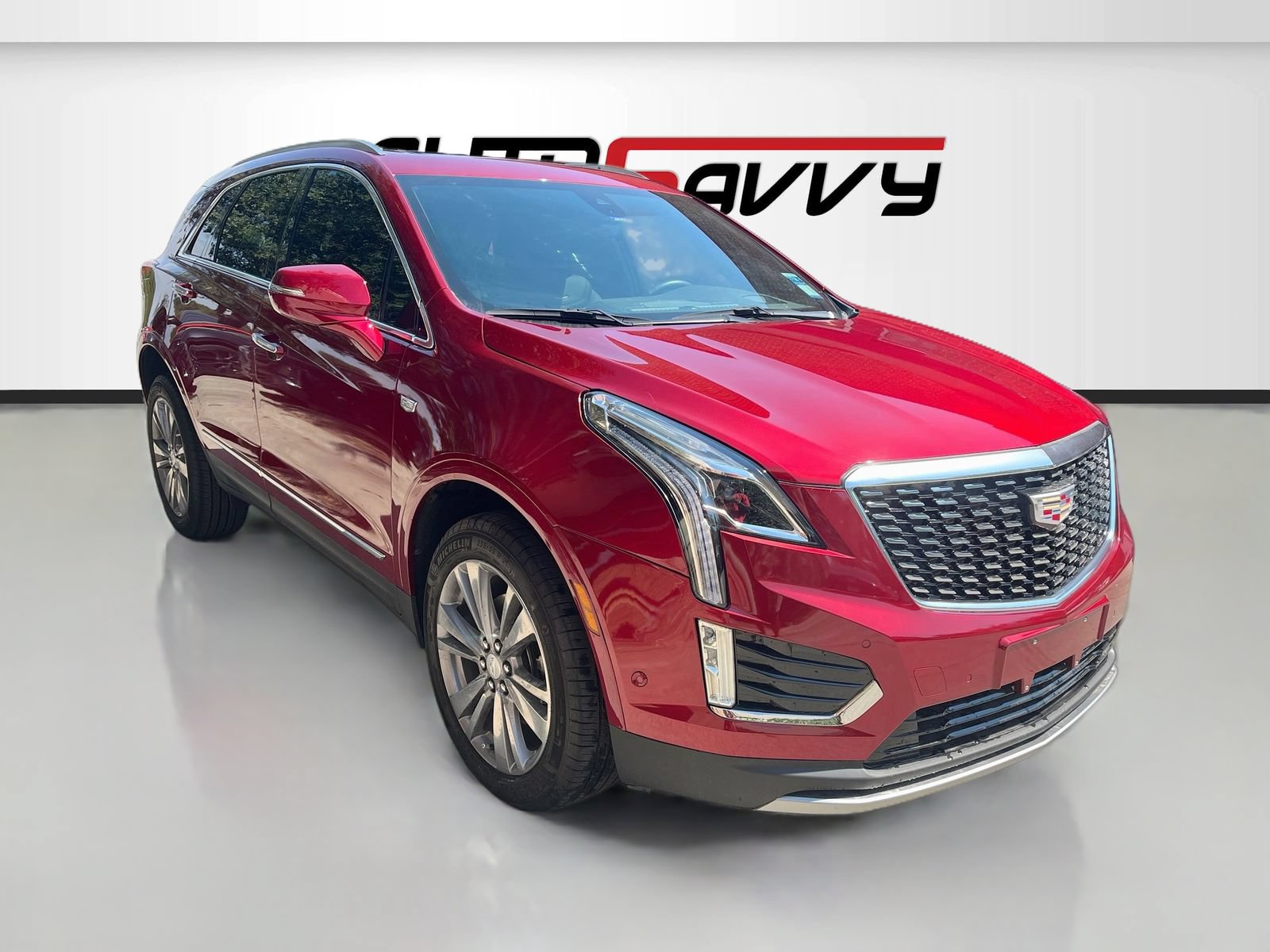 Used 2025 Cadillac XT5 Premium Luxury w/ Technology Package FWD image 1