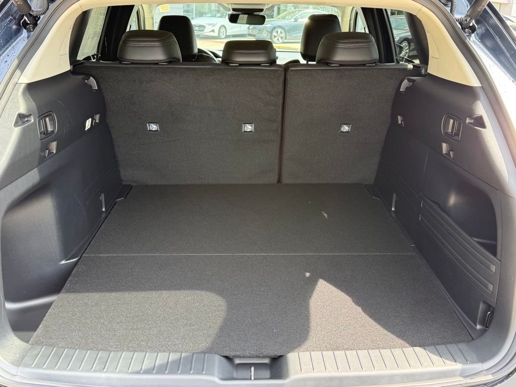 New 2026 MAZDA CX-50 AWD 2.5 Hybrid w/ Cargo Package image 17
