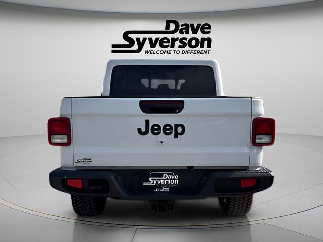 New 2025 Jeep Gladiator Sport image 3