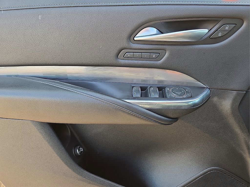 Used 2024 Cadillac XT4 Premium Luxury image 22