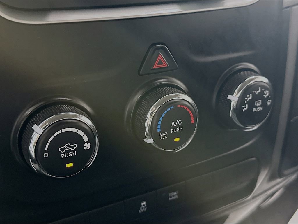 Used 2018 RAM 1500 Express image 14