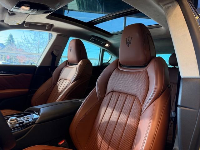 Used 2022 Maserati Levante Modena image 16