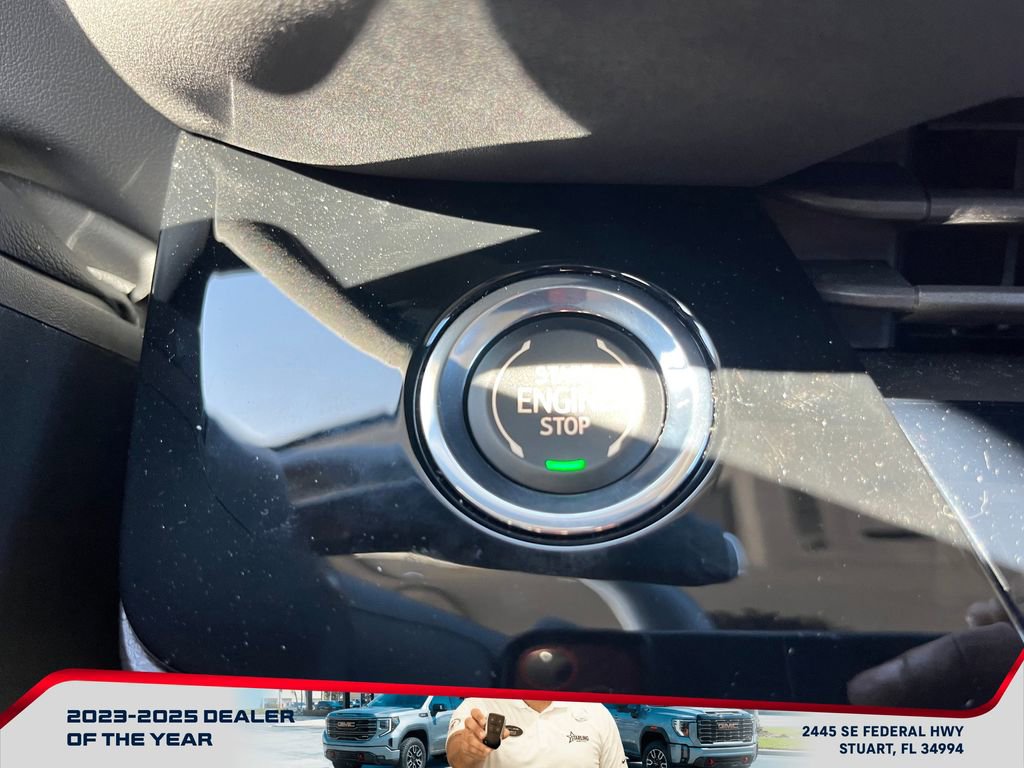 Certified 2025 Buick Envision Sport Touring image 29