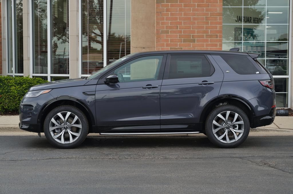 New 2026 Land Rover Discovery Sport Landmark AWD/4WD image 2