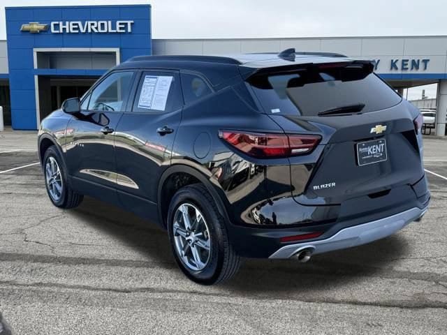 Certified 2024 Chevrolet Blazer LT w/ Convenience Package FWD image 32