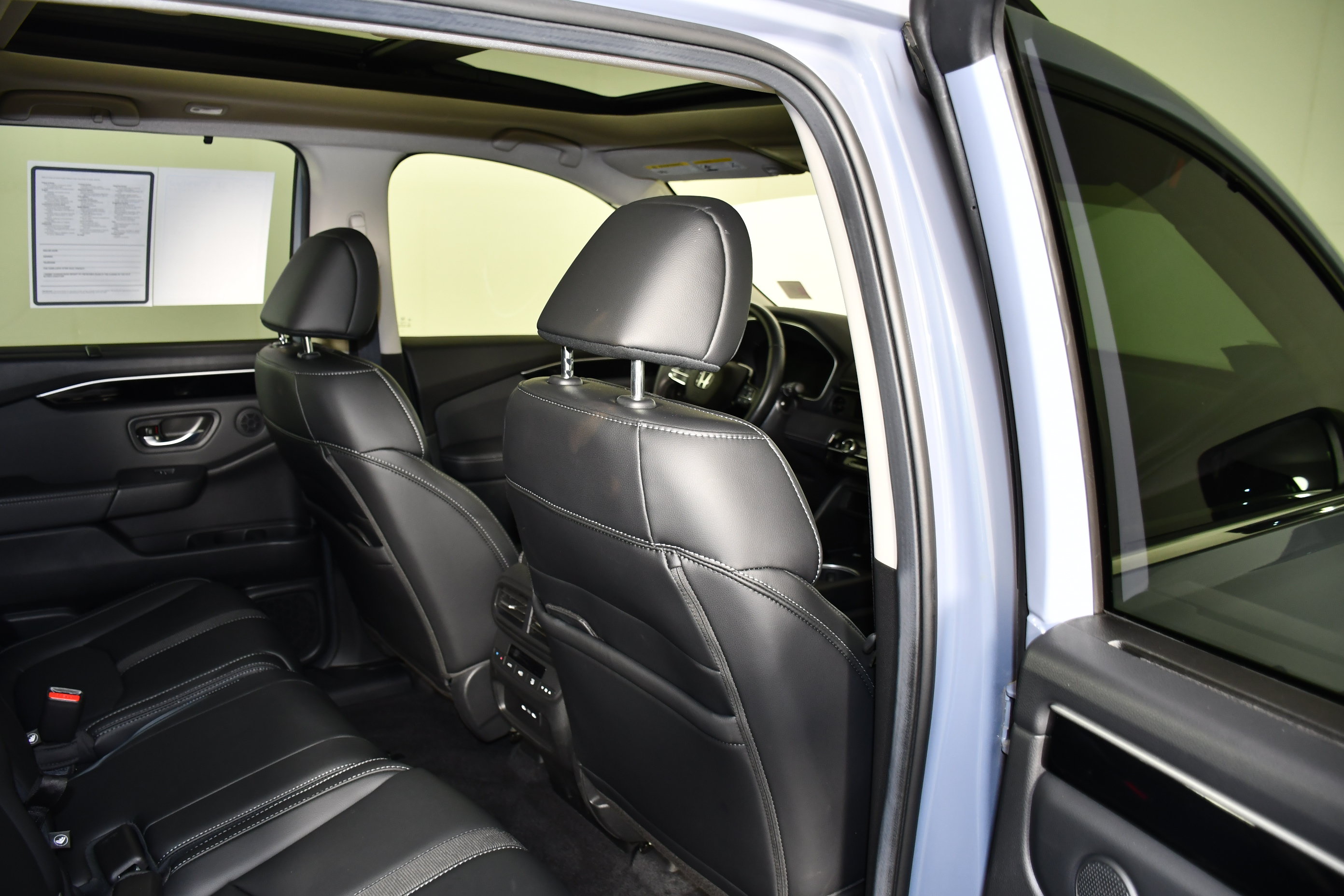 Certified 2025 Honda Pilot Touring image 44