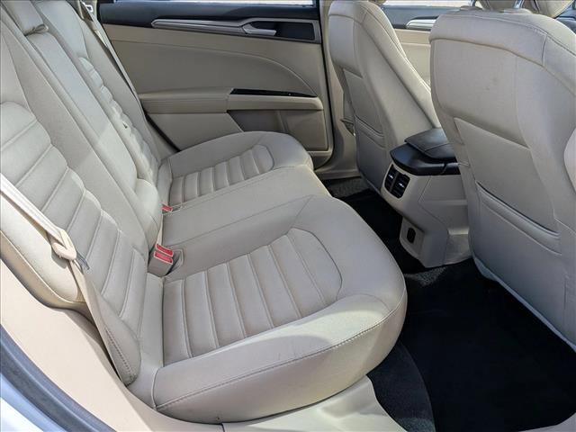 Used 2013 Ford Fusion SE image 17