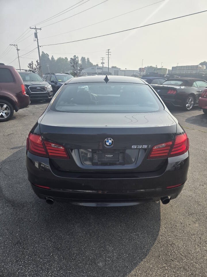 Used 2012 BMW 535i xDrive Sedan AWD/4WD image 7