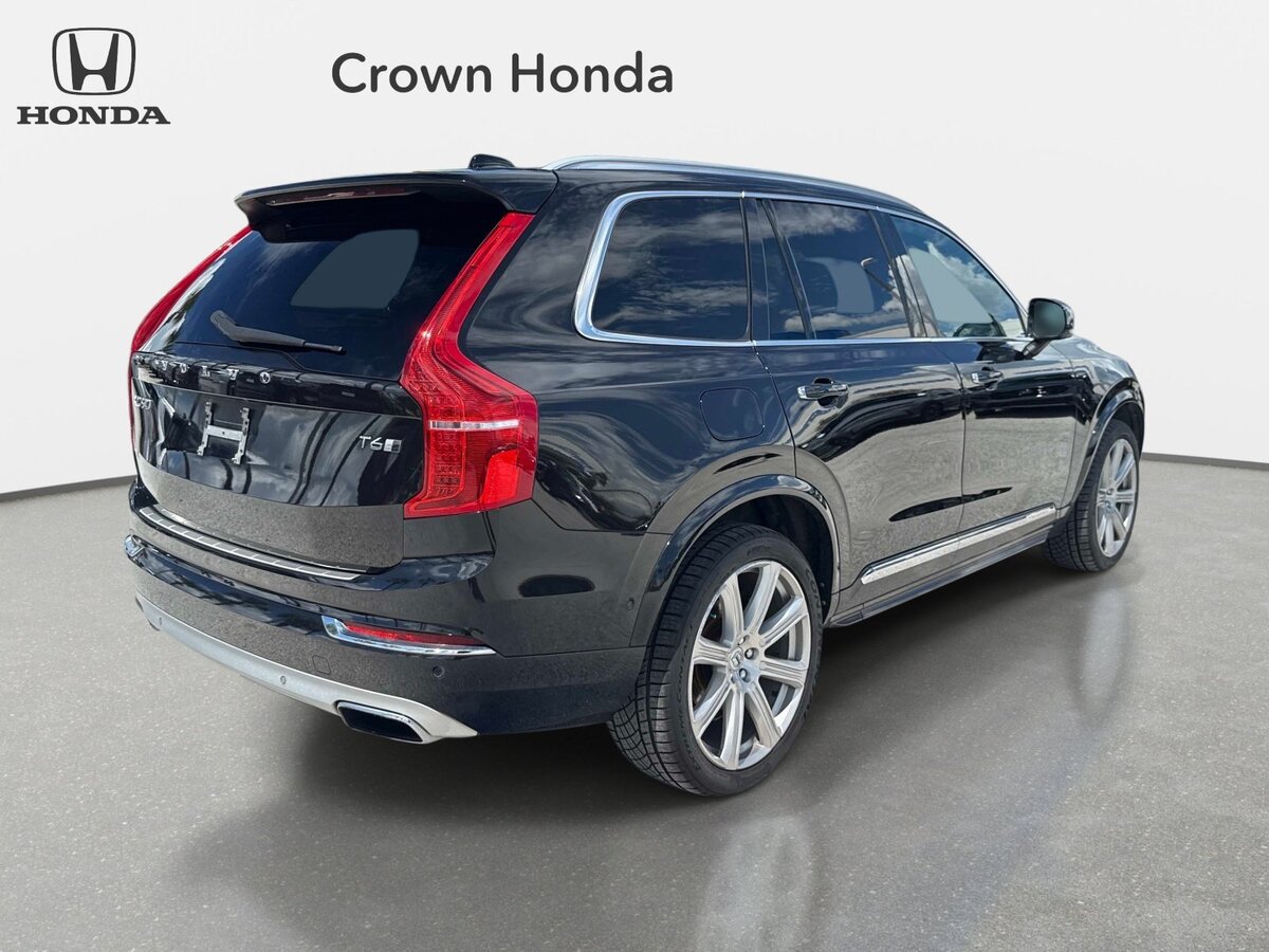 Used 2017 Volvo XC90 T6 Inscription w/ Vision Package AWD/4WD image 4