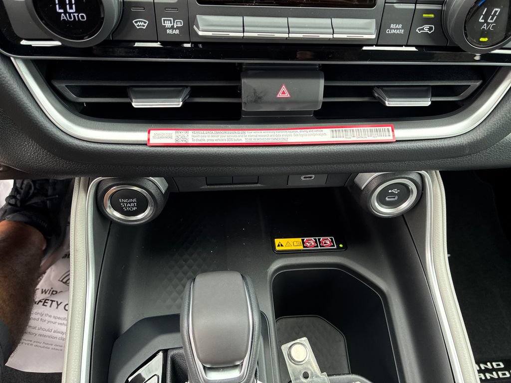 New 2026 Toyota Grand Highlander AWD image 29