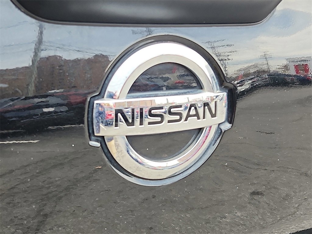 Used 2017 Nissan Titan S image 29