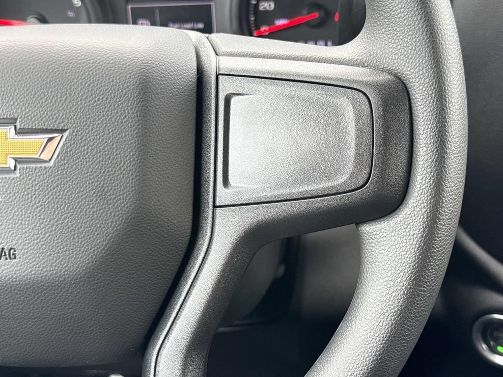 New 2026 Chevrolet Silverado 2500 Custom w/ Custom Value Package AWD/4WD image 5