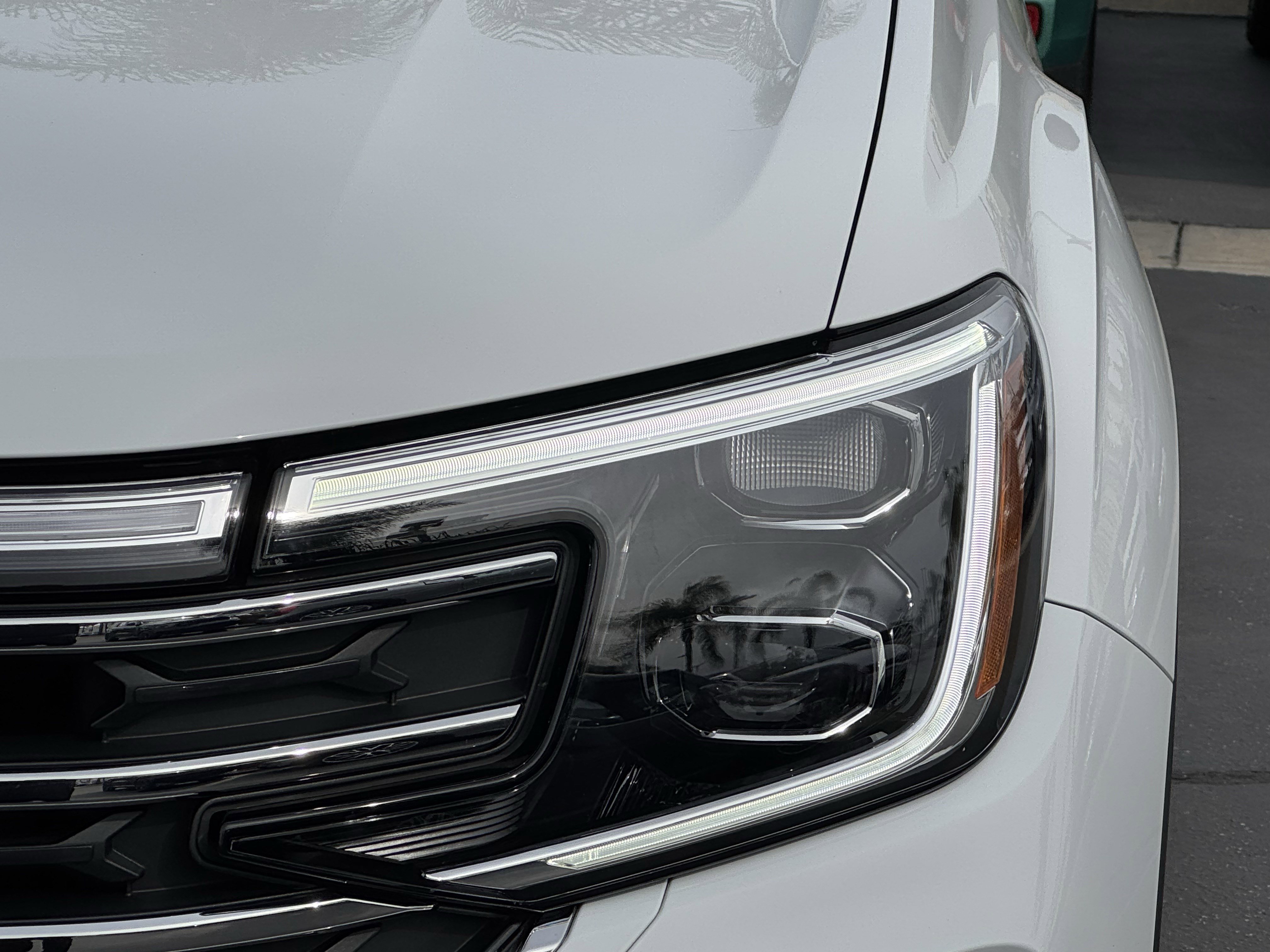 Used 2024 Volkswagen Atlas SE image 6