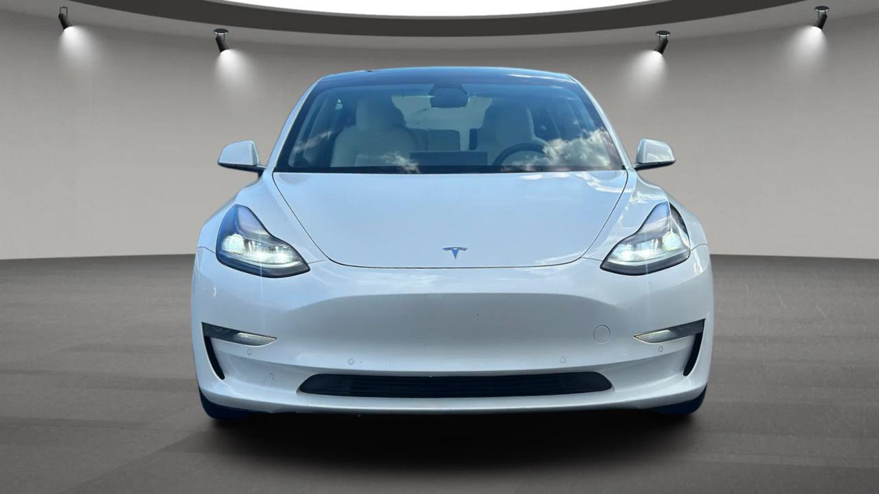 Used 2022 Tesla Model 3 Long Range AWD/4WD image 9