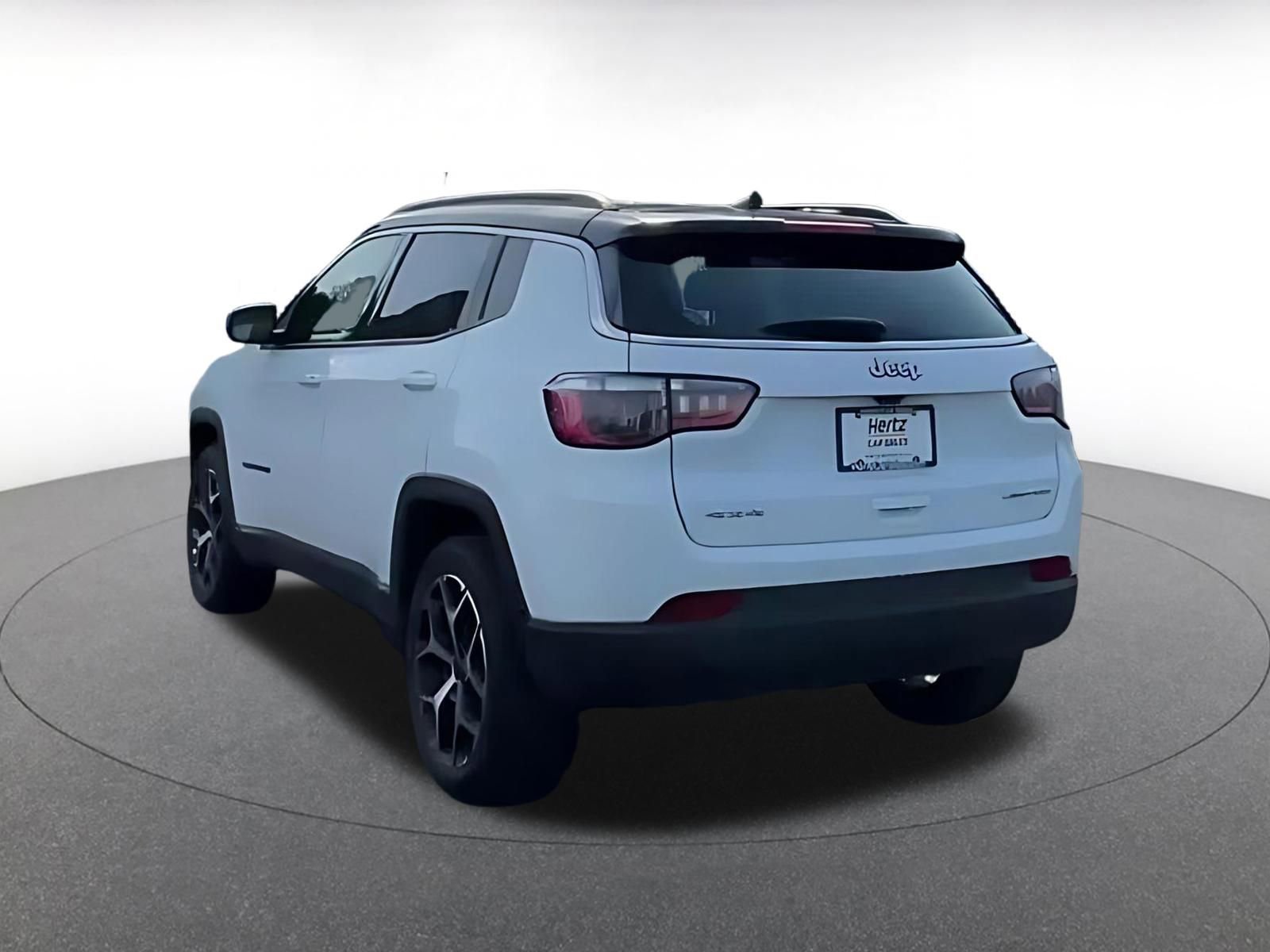 Used 2025 Jeep Compass Limited AWD/4WD image 11