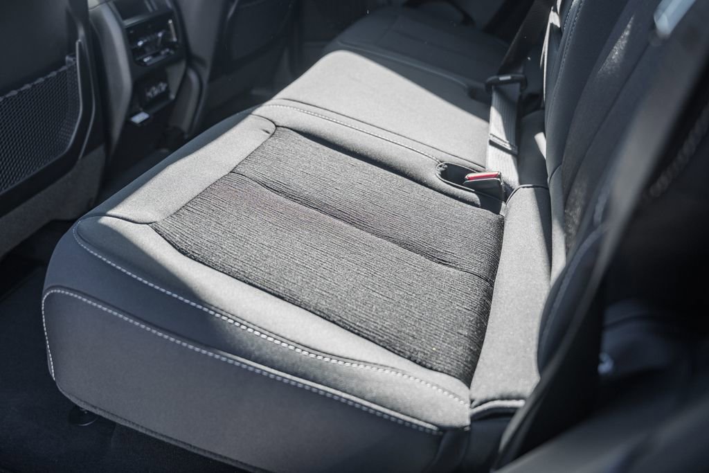 New 2025 Jeep Grand Cherokee Laredo X w/ Luxury Tech Group I image 31