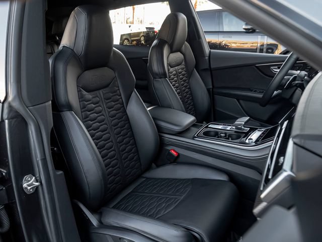 Used 2022 Audi RS Q8 AWD/4WD image 31