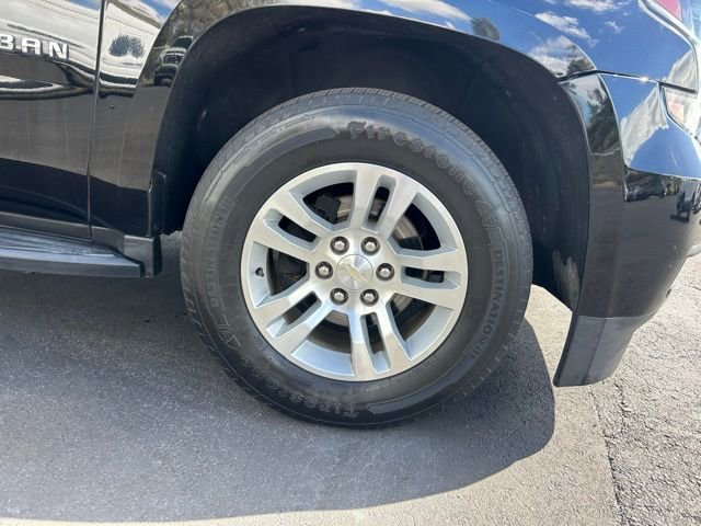 Used 2019 Chevrolet Suburban LT image 8