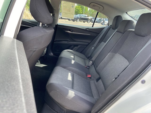 Used 2025 Toyota Camry LE image 15