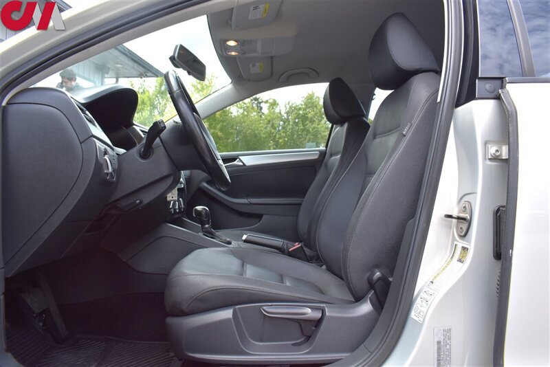 Used 2012 Volkswagen Jetta TDI w/ TDI Appearance Pkg FWD image 10