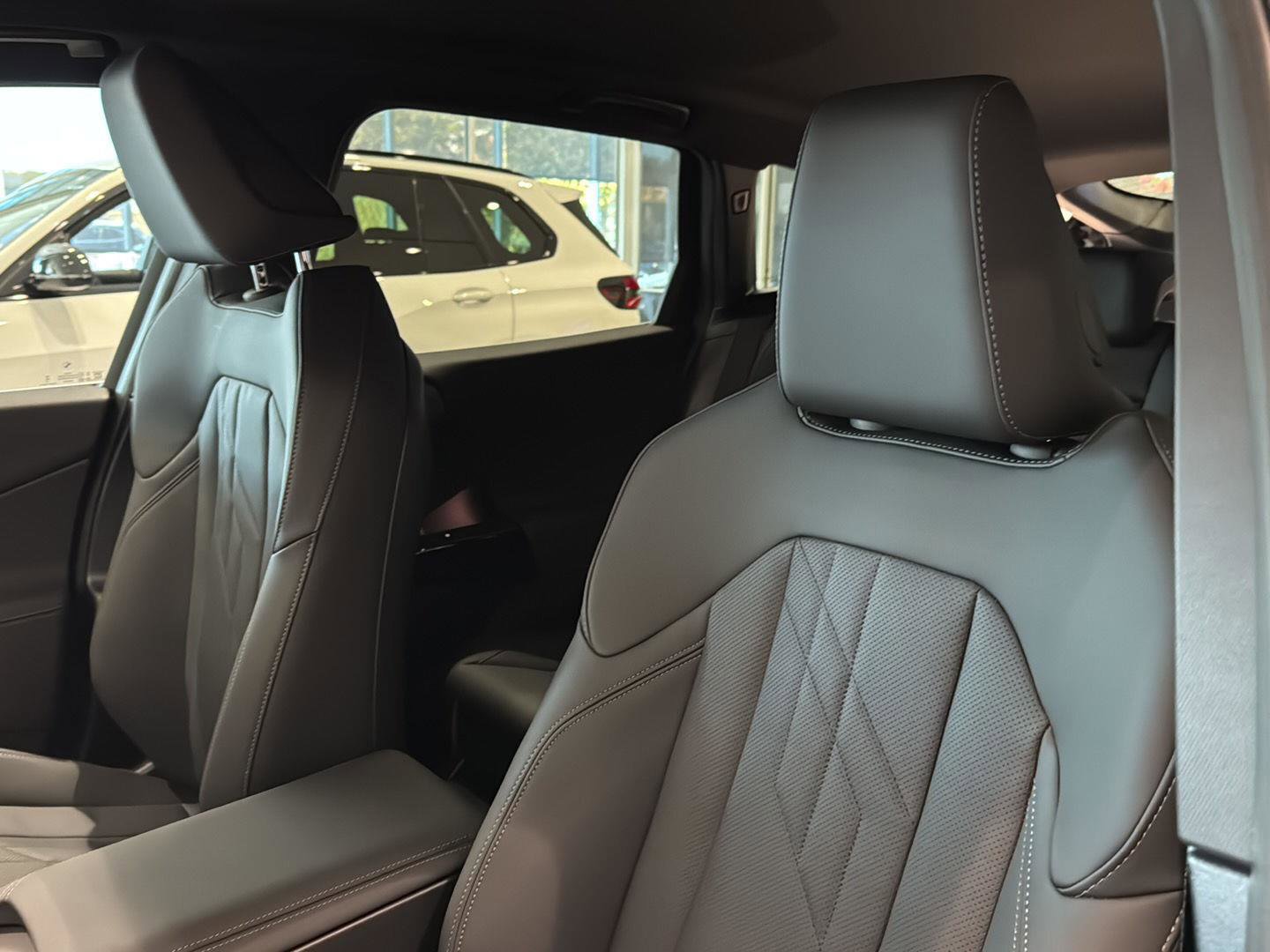 New 2026 BMW X3 xDrive30 w/ Convenience Package image 24