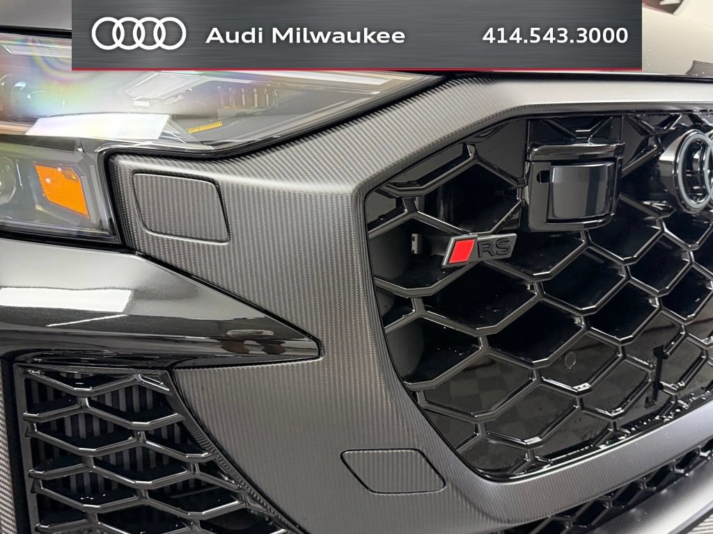 New 2027 Audi RS Q8 performance AWD/4WD image 17