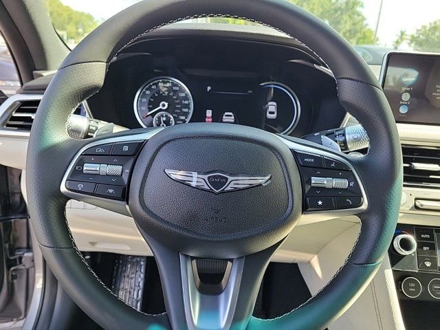 Used 2025 Genesis G70 2.5T RWD image 19