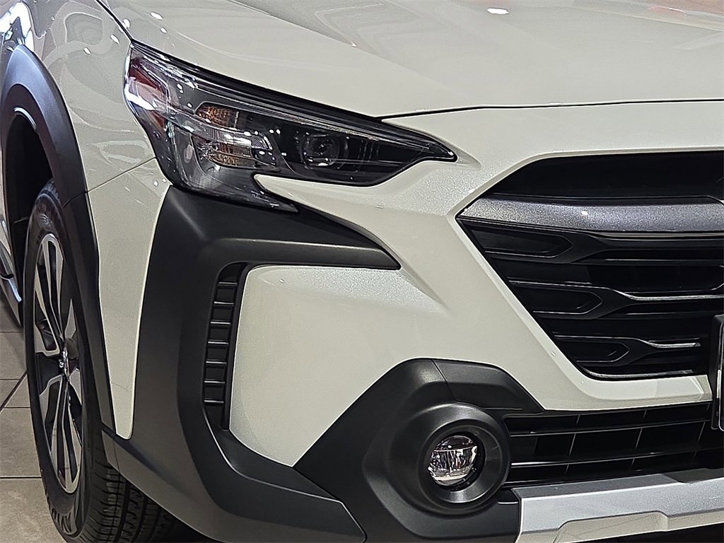 Used 2025 Subaru Outback Limited image 23