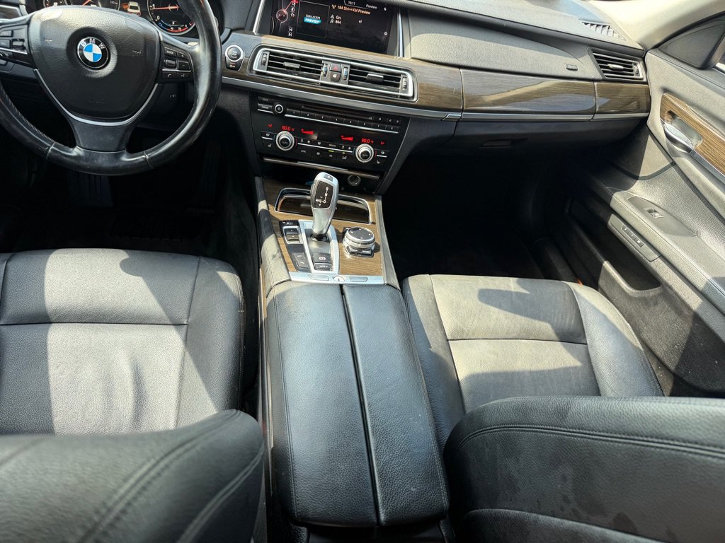 Used 2015 BMW 740i RWD image 29