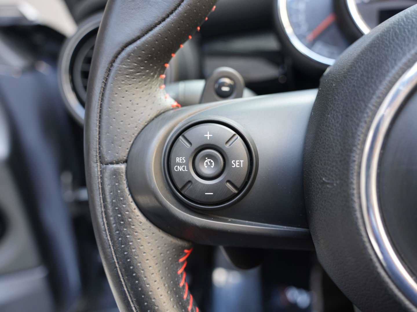 Used 2019 MINI Cooper S FWD image 13