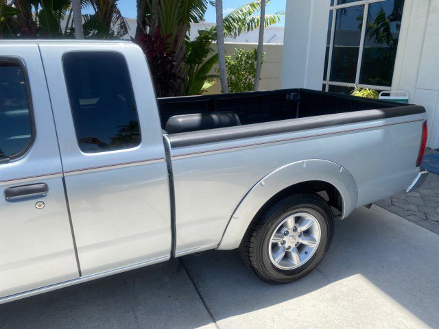Used 2002 Nissan Frontier XE image 60
