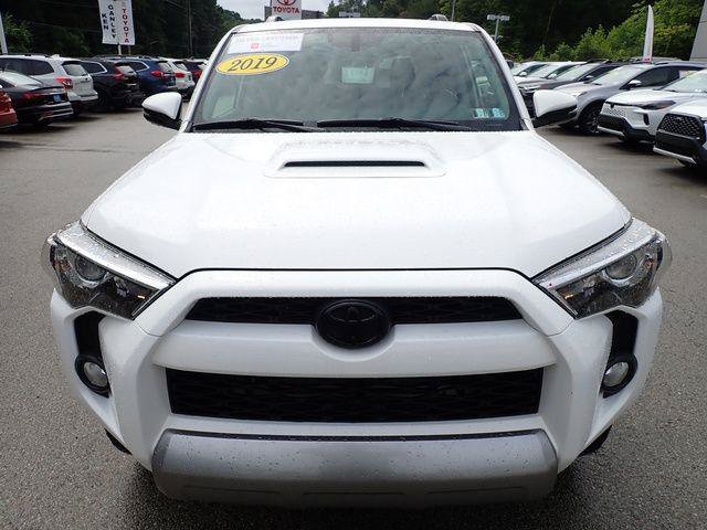 Certified 2019 Toyota 4Runner TRD Off-Road Premium AWD/4WD image 12