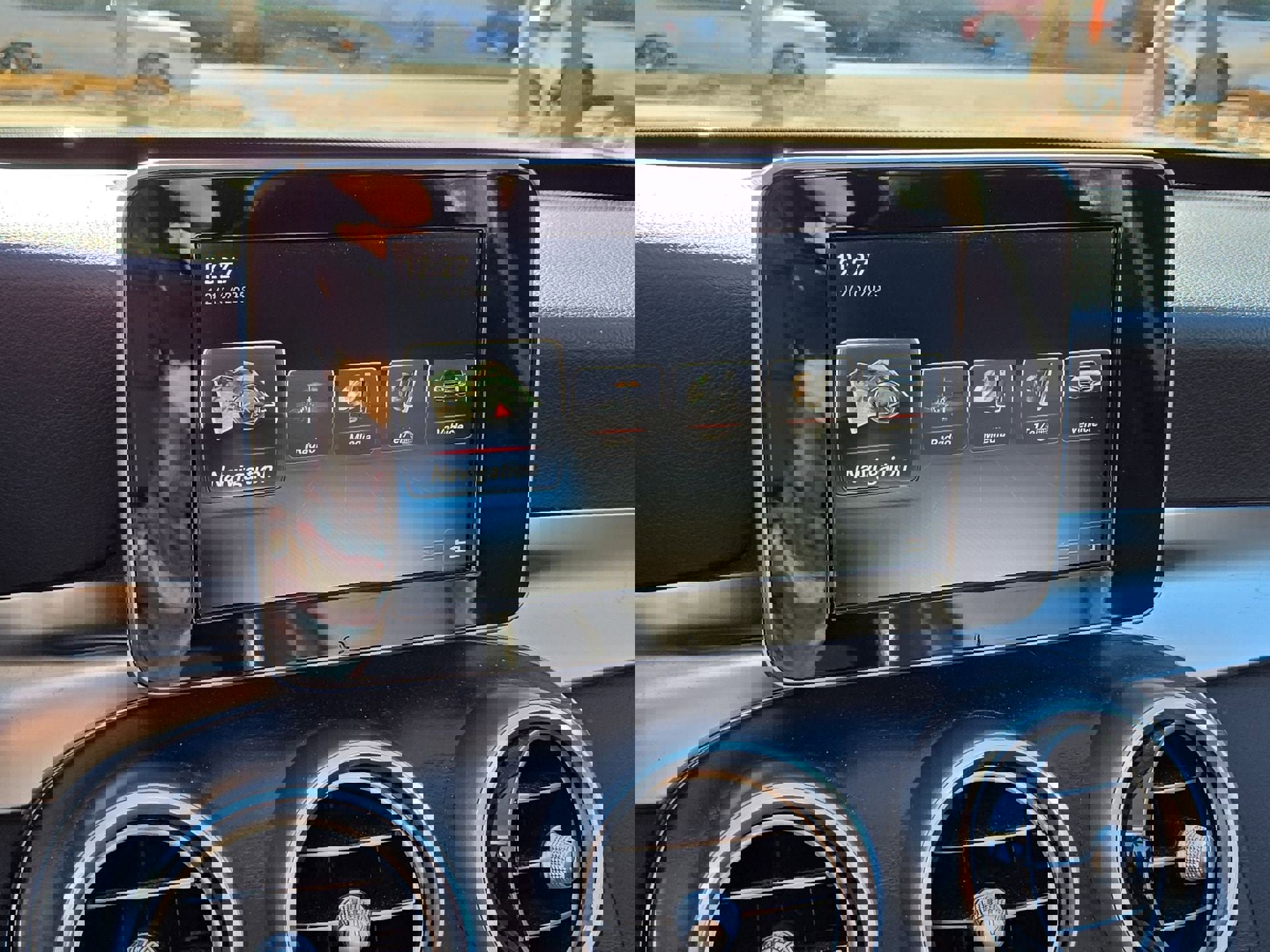 Used 2017 Mercedes-Benz C 300 Sedan image 19