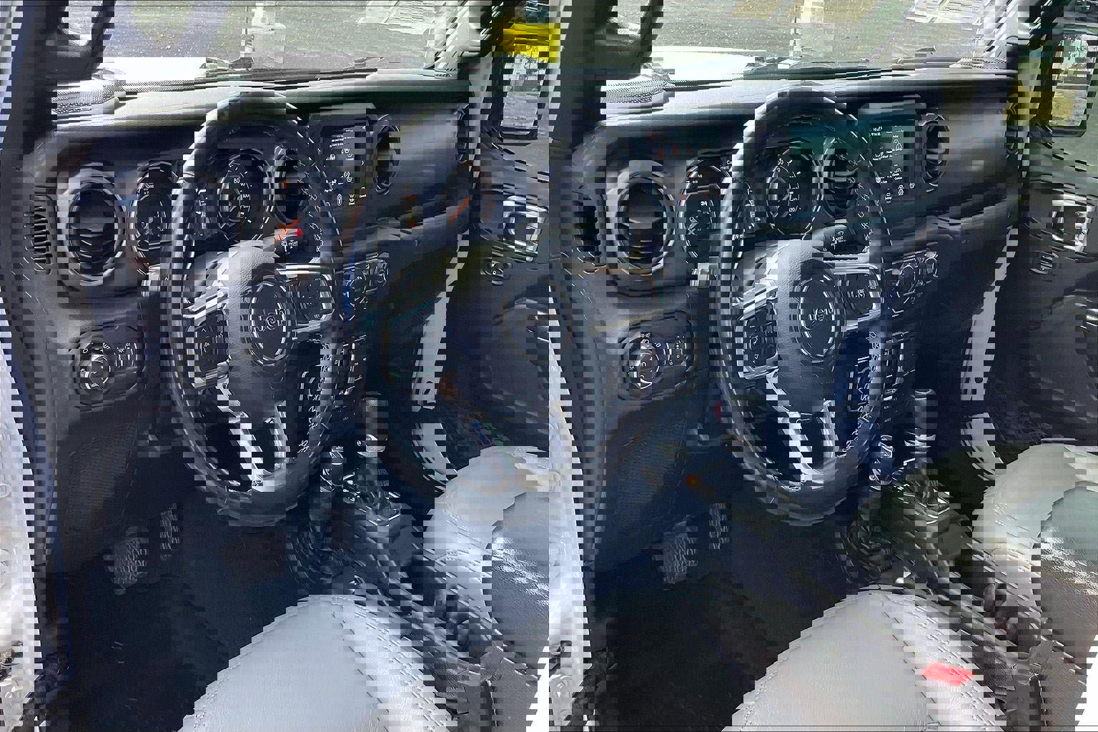 Used 2020 Jeep Gladiator Sport w/ Quick Order Package 24S image 15