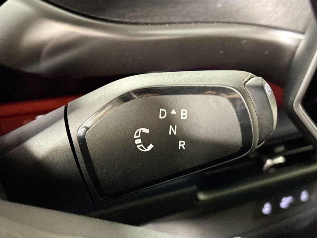 Certified 2025 Volkswagen ID. Buzz Pro S Plus image 18