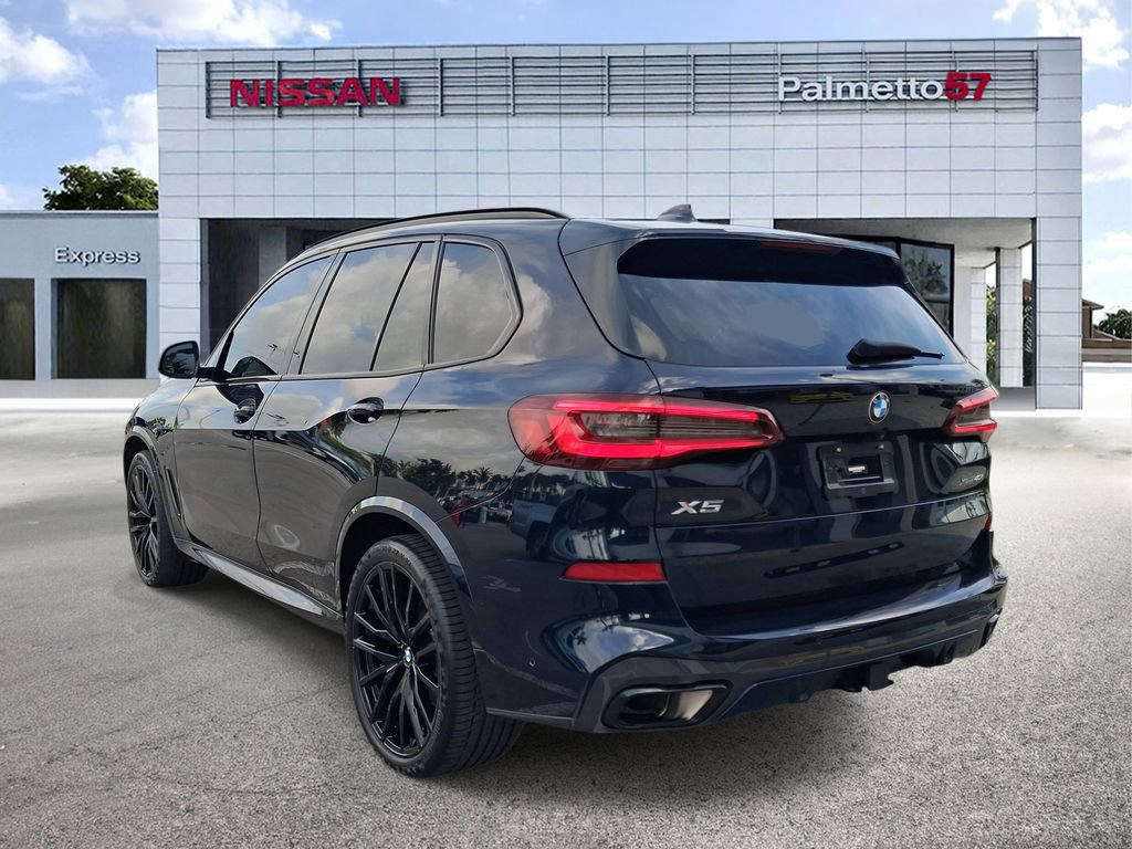 Used 2023 BMW X5 xDrive40i w/ M Sport Package AWD/4WD image 4