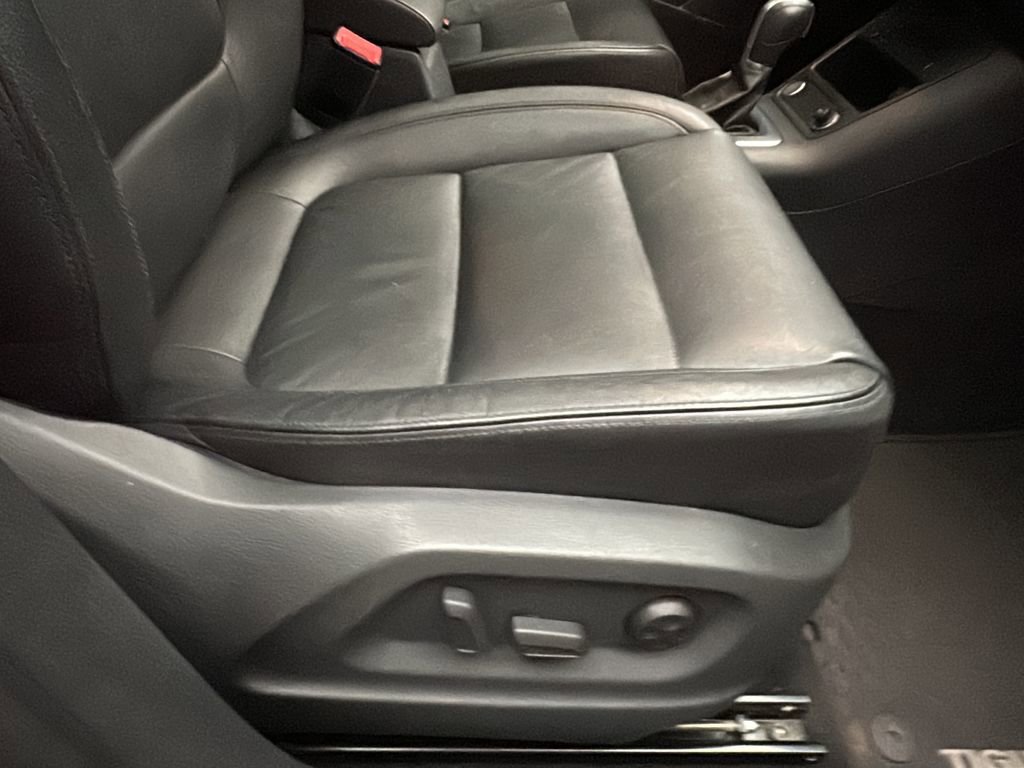 Used 2016 Volkswagen Tiguan SEL AWD/4WD image 22