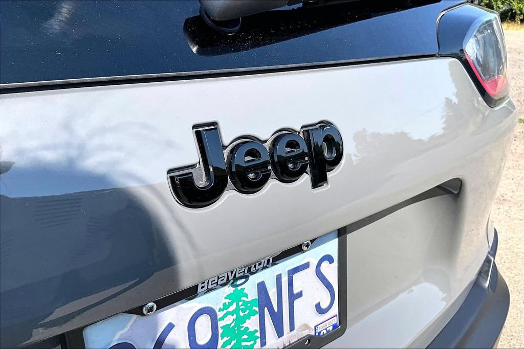 Used 2023 Jeep Cherokee Altitude Lux AWD/4WD image 33