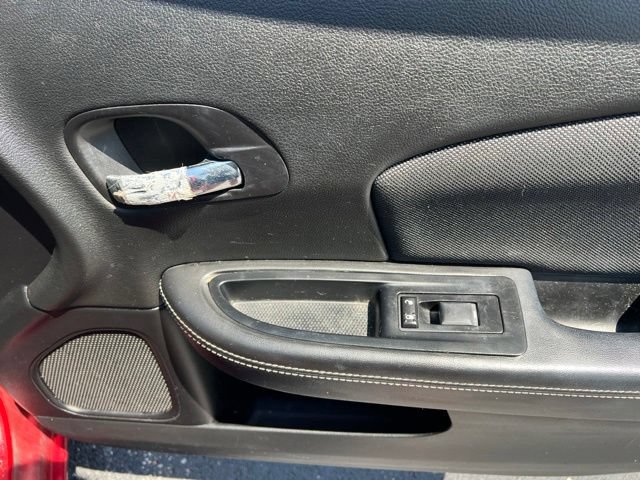 Used 2013 Dodge Avenger SE FWD image 24