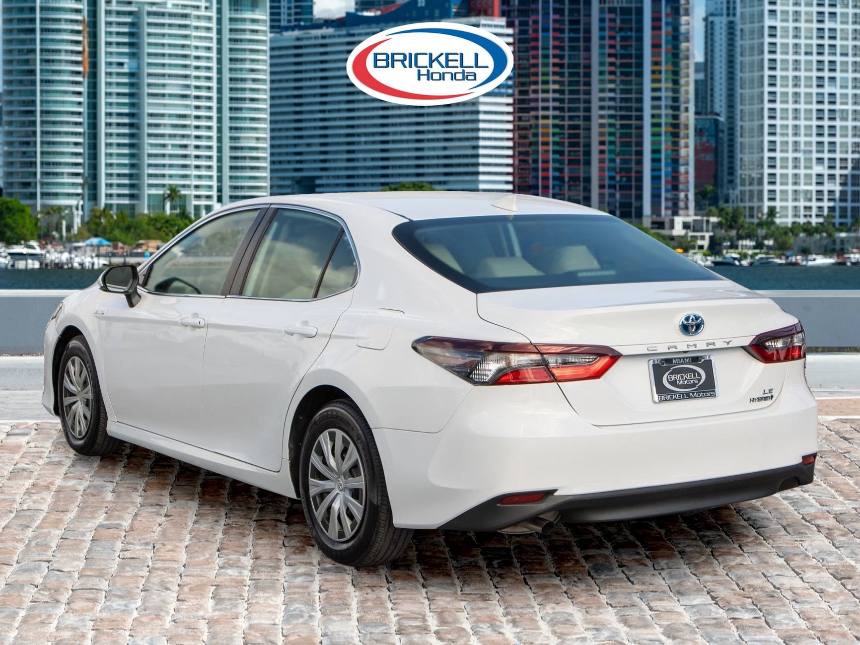Used 2023 Toyota Camry LE image 7