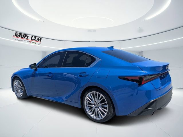 Used 2022 Lexus IS 300 w/ Premium Package RWD image 5
