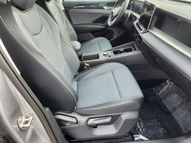 New 2026 Volkswagen Tiguan SE image 13