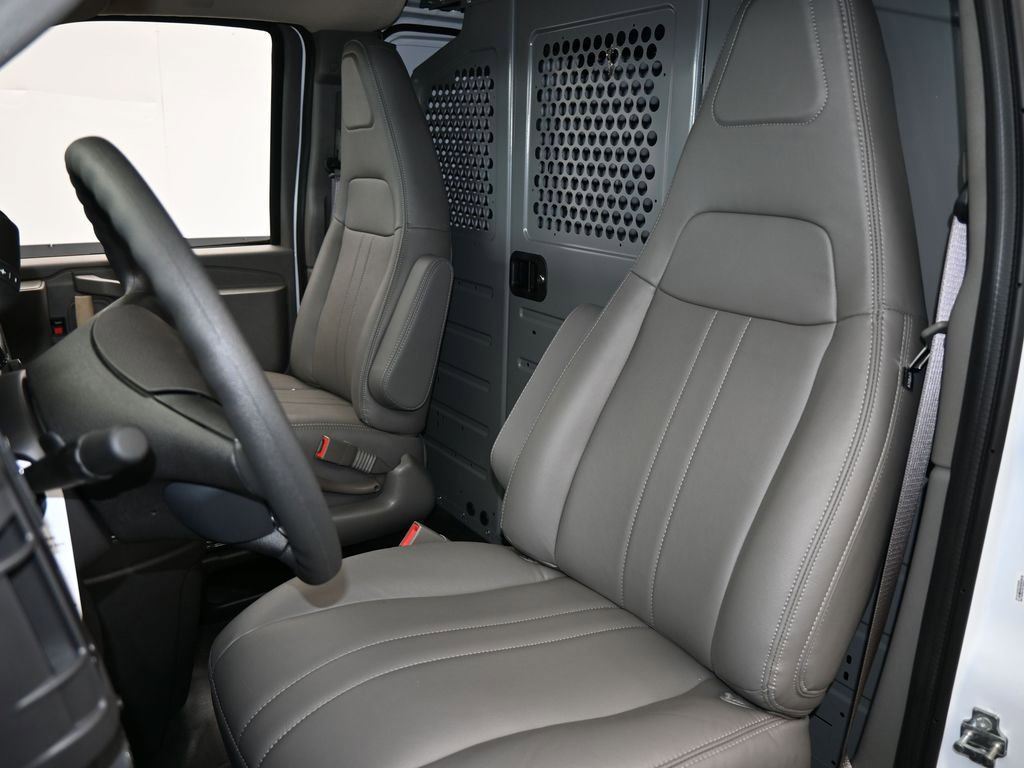 New 2025 Chevrolet Express 2500 w/ Driver Convenience Package image 10